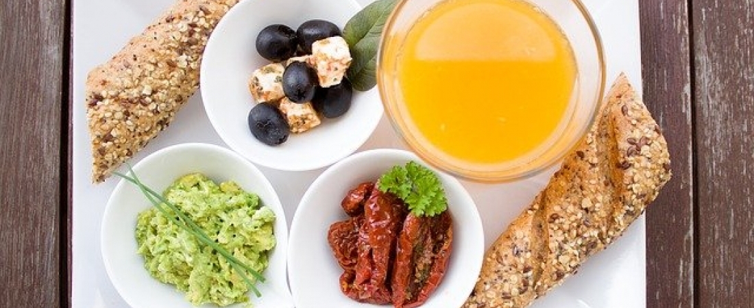 Menu Sarapan Kaum Milenial Usia 18-30 Tahun